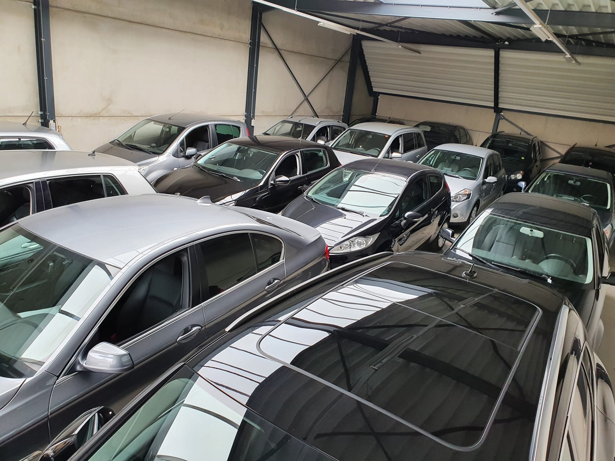 Overview of the R1 Cars stock